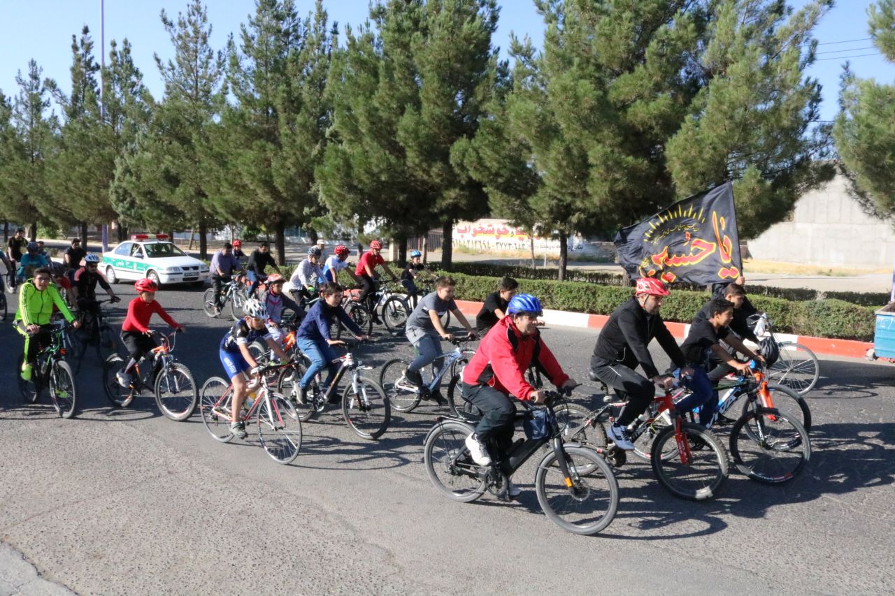 همایش “دوچرخه سواری ایمن” در بناب برگزار شد