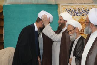 مراسم عمامه گذاری طلاب حوزه علمیه بناب برگزار شد